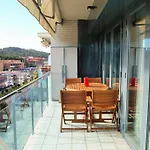 Ainara Garden Family Appartement *